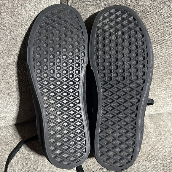 🥰🥰High Top Old School Velvet Vans🥰🥰 - Picture 8 of 9